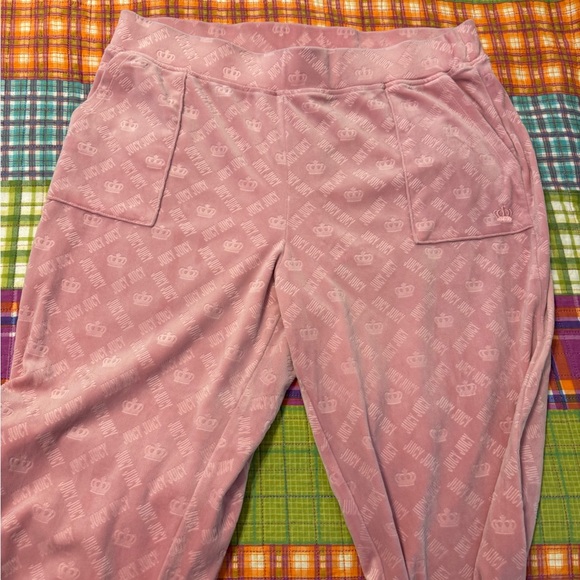 Juicy Couture Pink Monogram Velour Lounge Set - XL - Picture 4 of 9